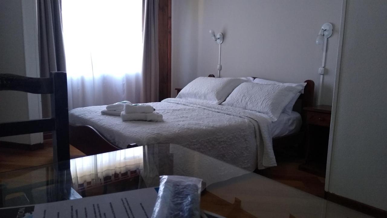 Altos De Soberana Hotel El Calafate Buitenkant foto